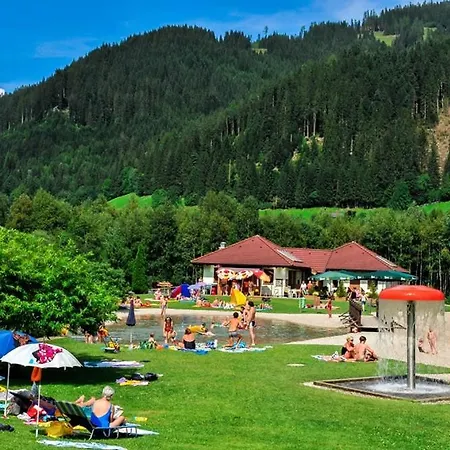 別荘 Ferienhaus Am Badesee エーベン・イム・ポンガウ